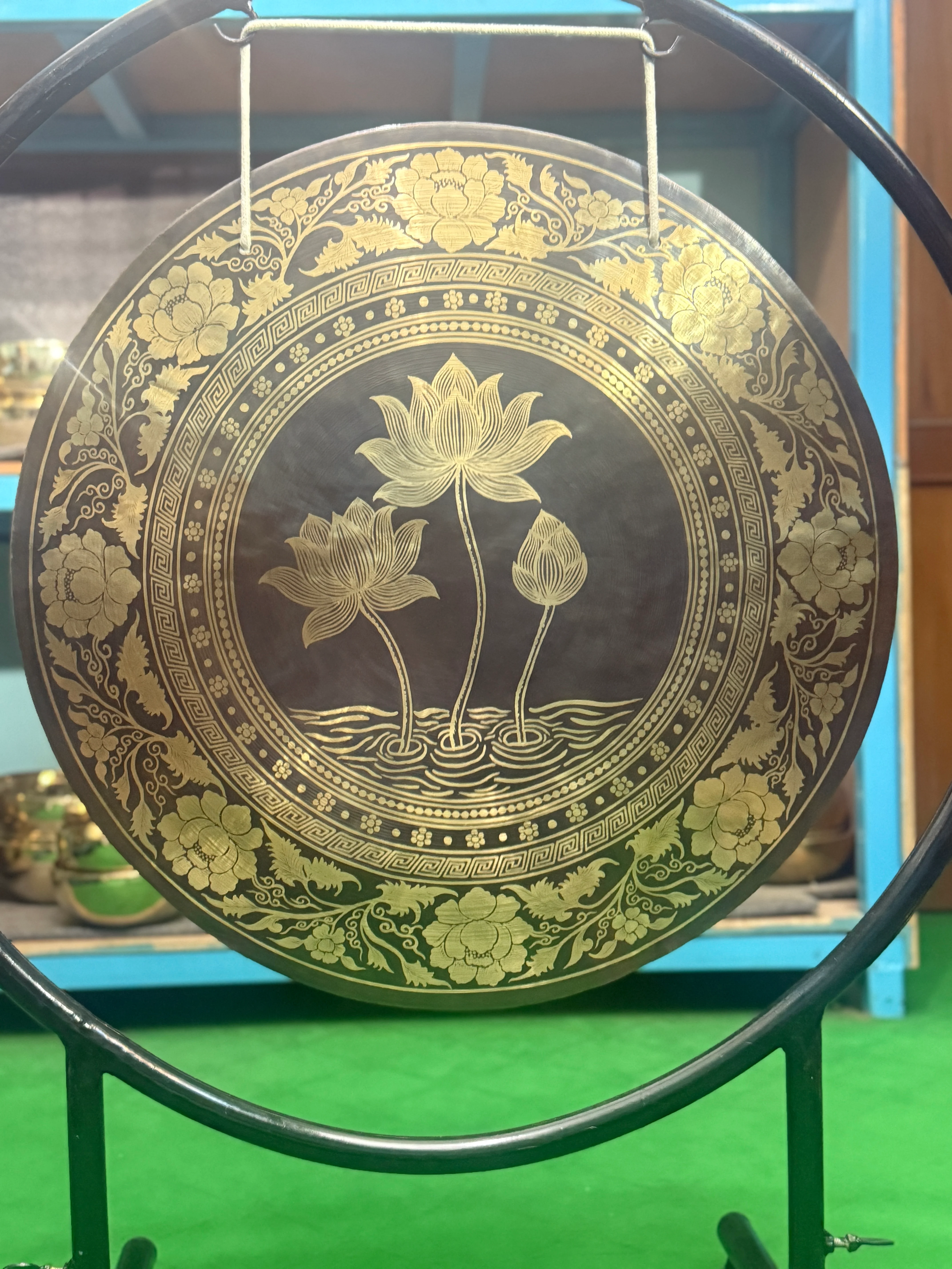 27 Inch Bronze Gong Handmade In Nepal One of One 0017 - Image 10