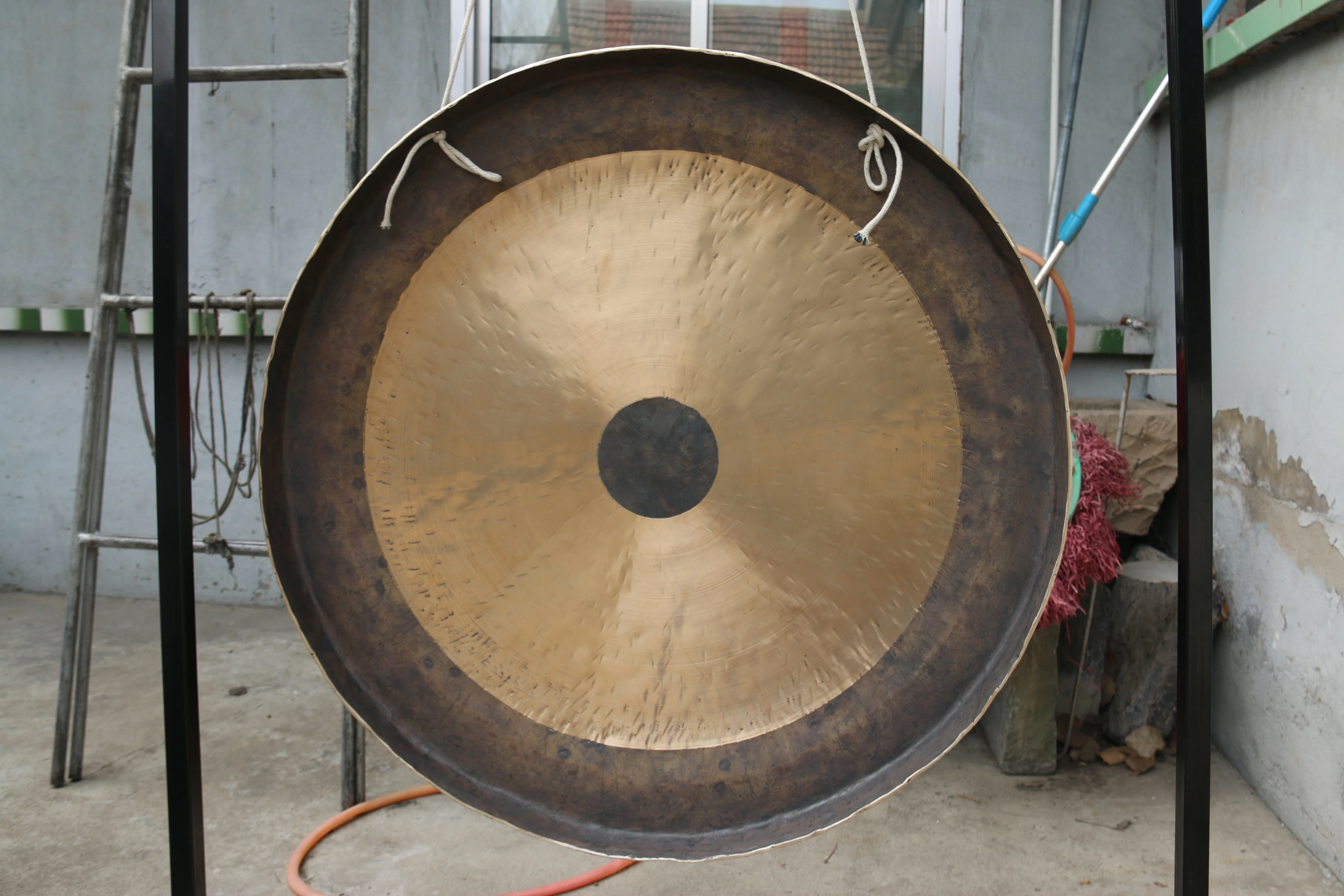 36 Inch Ohm Chau Tam Tam Gong Handcrafted in China - Image 7