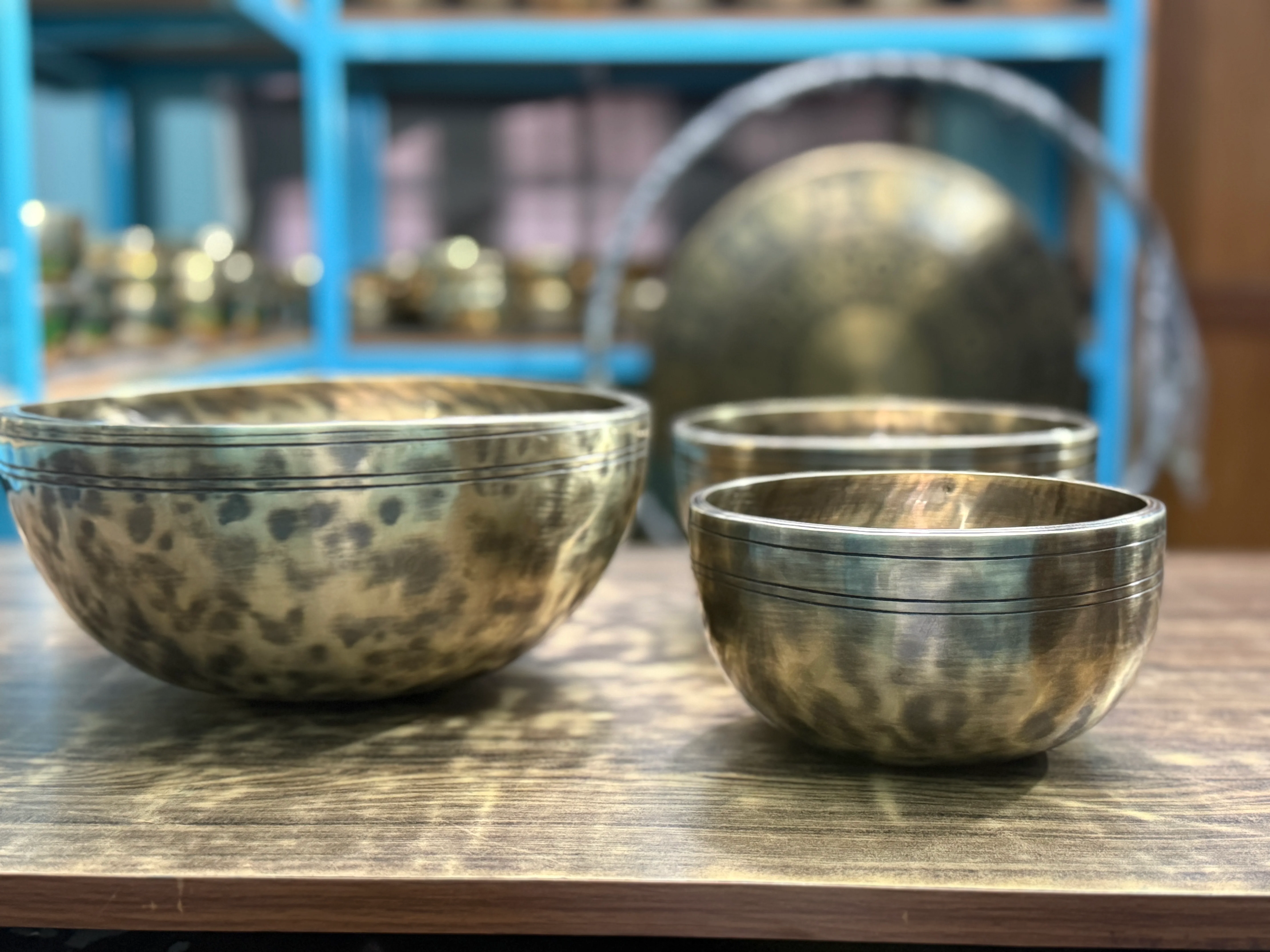 The Ohm Deep Rim Bronze Trio: 12in, 8.5in, 6in Extra Thick Rim Three Bowl Set - Image 2