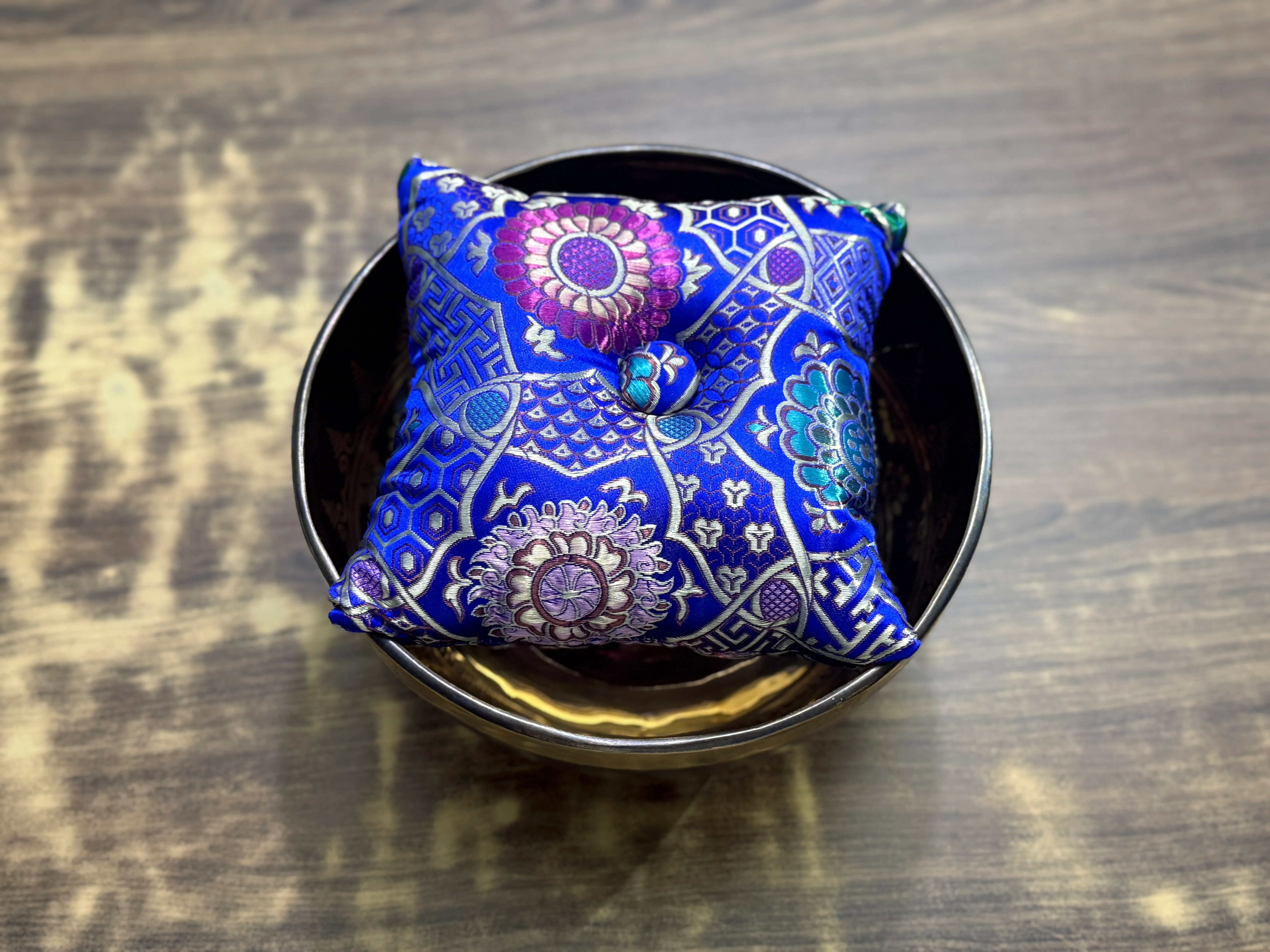 The Capricorn Singing Bowl - 9 inch Large | Handmade In Nepal - Image 27